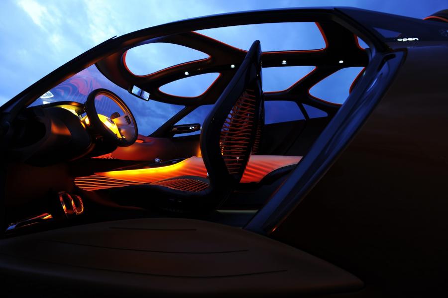  Renault Captur Concept 2011 года  (фото 4 из 31)